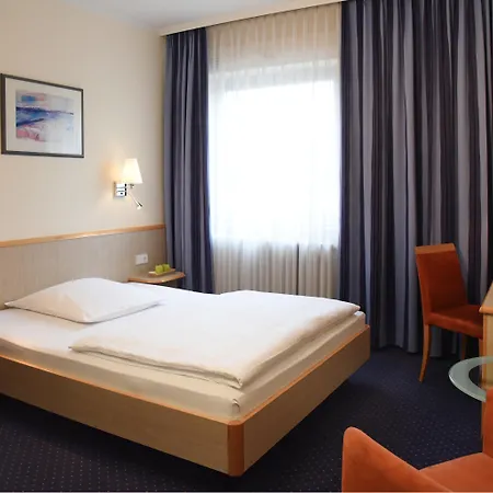 Hotel Intercityhotel 3*