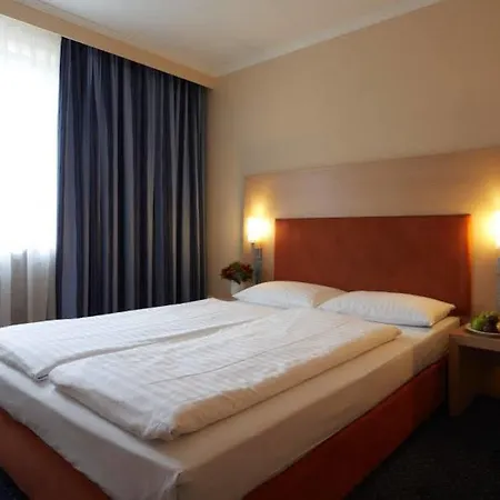 מלון Intercityhotel שטוטגרט