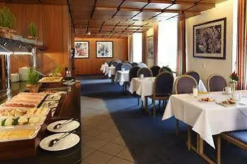 Szálloda Intercityhotel Stuttgart