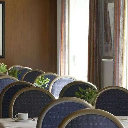Intercityhotel Szálloda