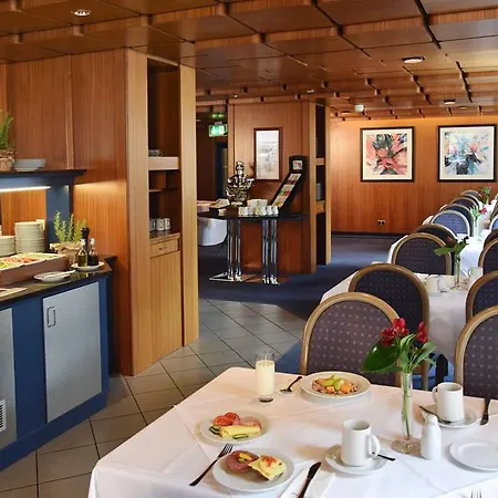 Szálloda Intercityhotel Stuttgart